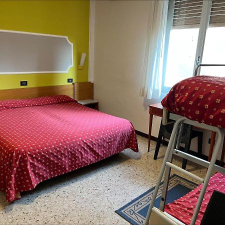 Hotel San Marco Bb Boario Terme エクステリア 写真