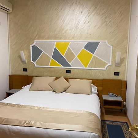 Hotel San Marco Bb Boario Terme エクステリア 写真