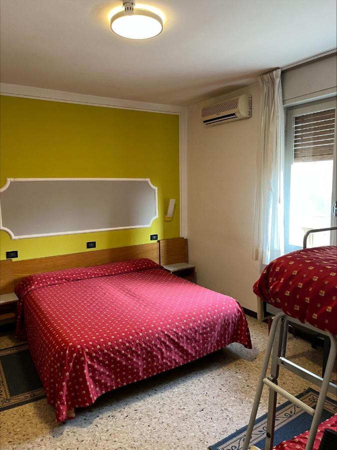 Hotel San Marco Bb Boario Terme エクステリア 写真