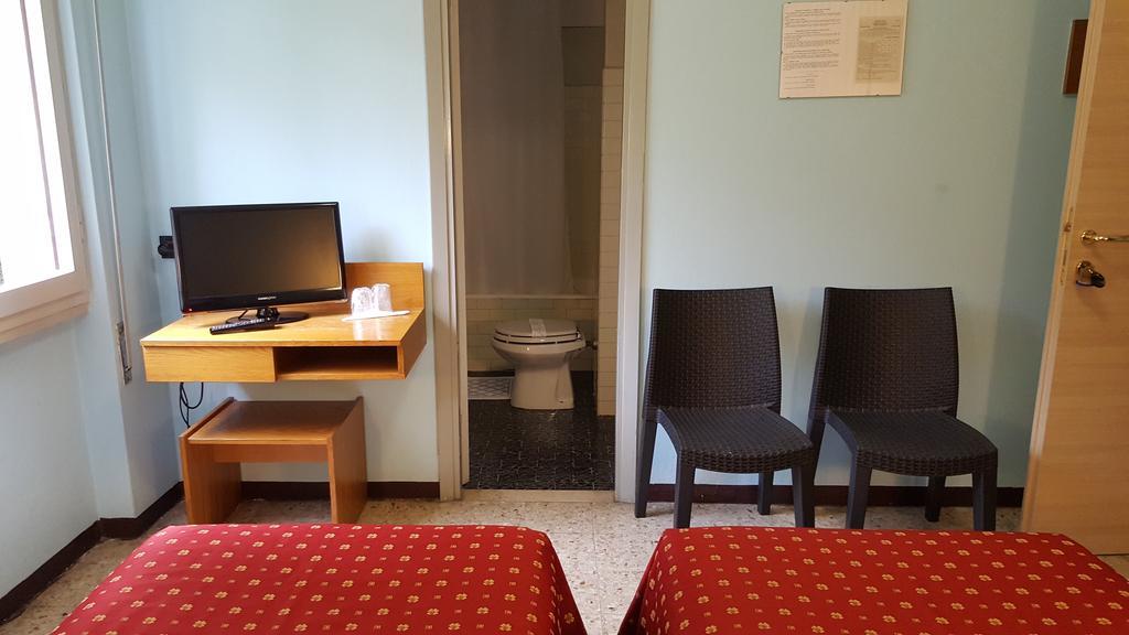 Hotel San Marco Bb Boario Terme エクステリア 写真