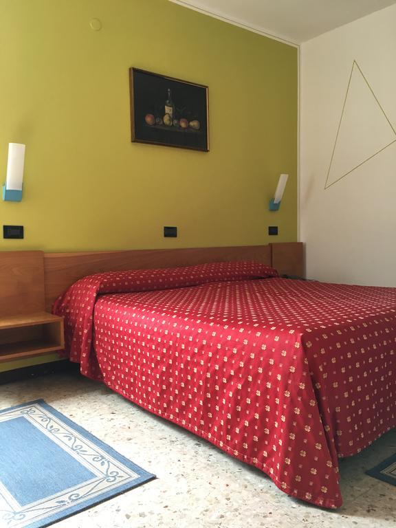 Hotel San Marco Bb Boario Terme エクステリア 写真